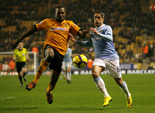 英语听力考试英超官推晒球员读自己名字的视频.