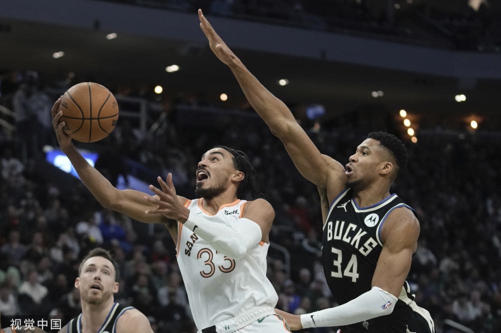 足球世界瞬 足球世界瞬